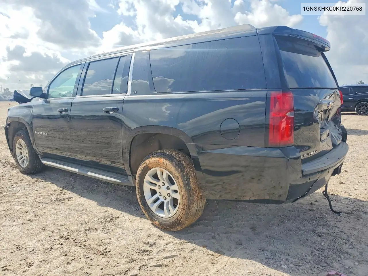 1GNSKHKC0KR220768 2019 Chevrolet Suburban K1500 Lt