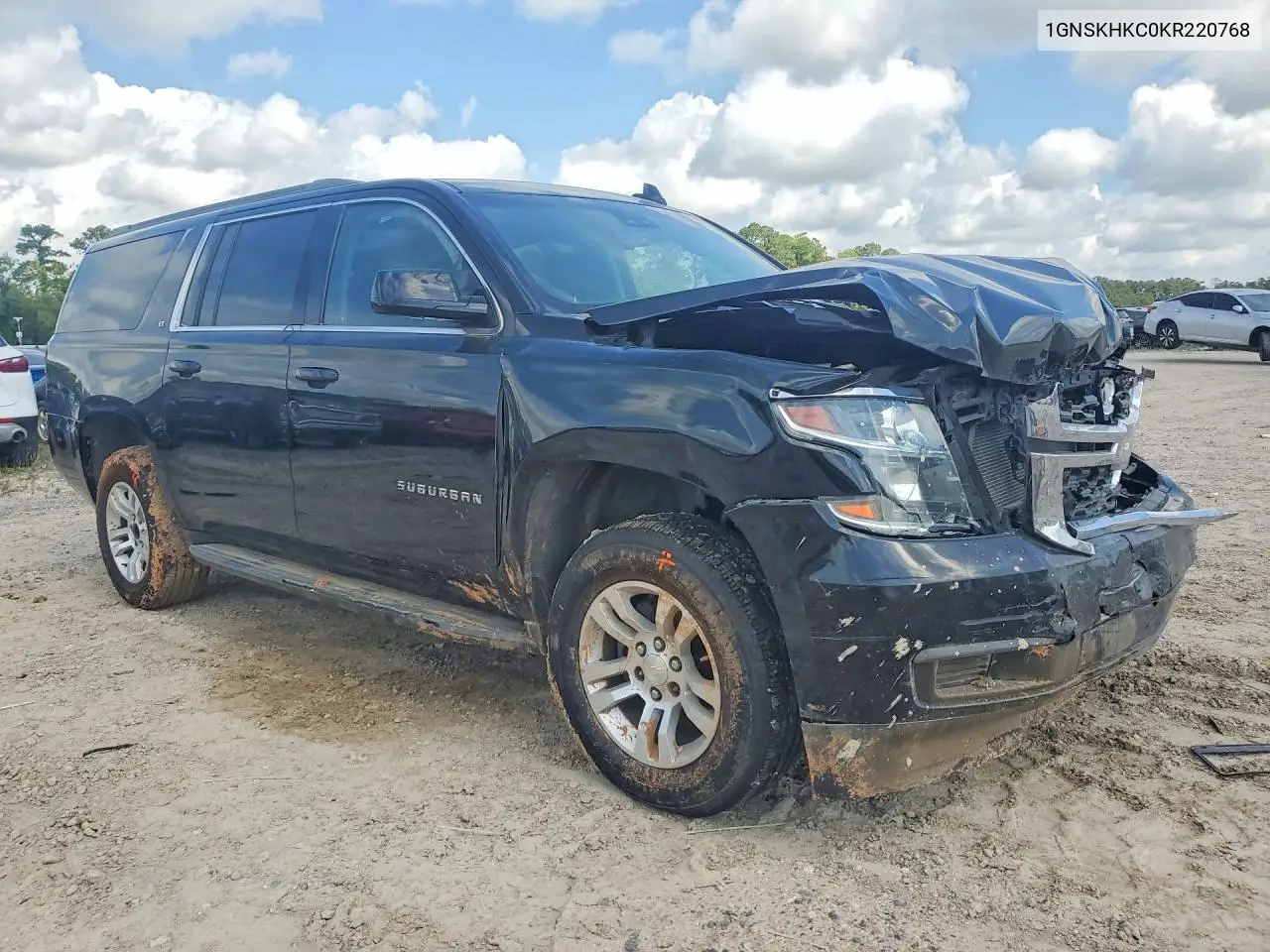 1GNSKHKC0KR220768 2019 Chevrolet Suburban K1500 Lt