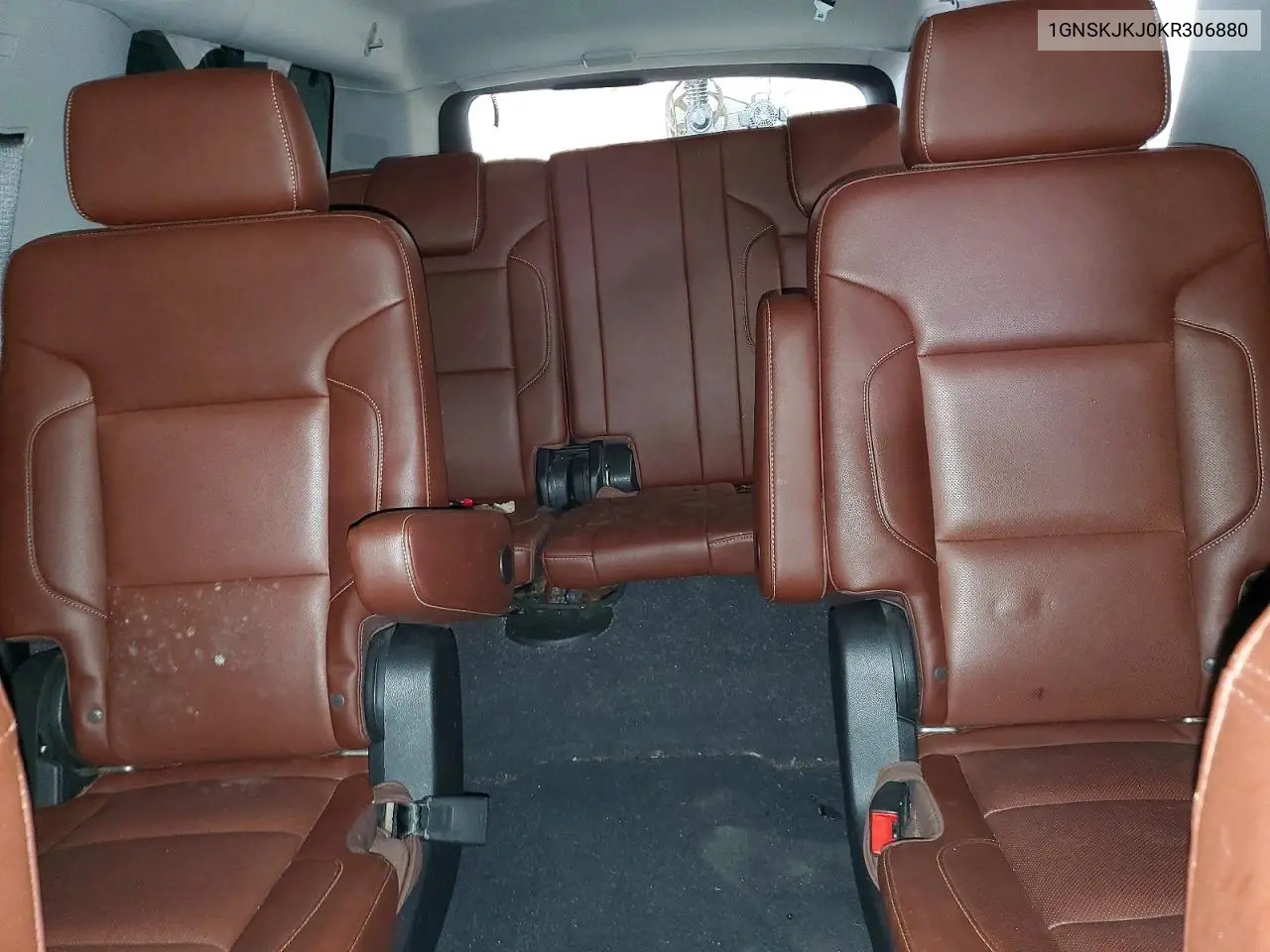 2019 Chevrolet Suburban K1500 Premier VIN: 1GNSKJKJ0KR306880 Lot: 60222166