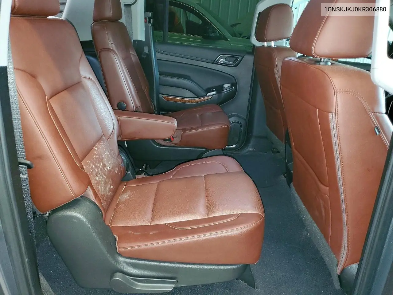 2019 Chevrolet Suburban K1500 Premier VIN: 1GNSKJKJ0KR306880 Lot: 60222166