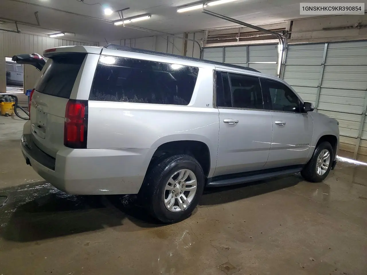 2019 Chevrolet Suburban K1500 Lt VIN: 1GNSKHKC9KR390854 Lot: 60588946