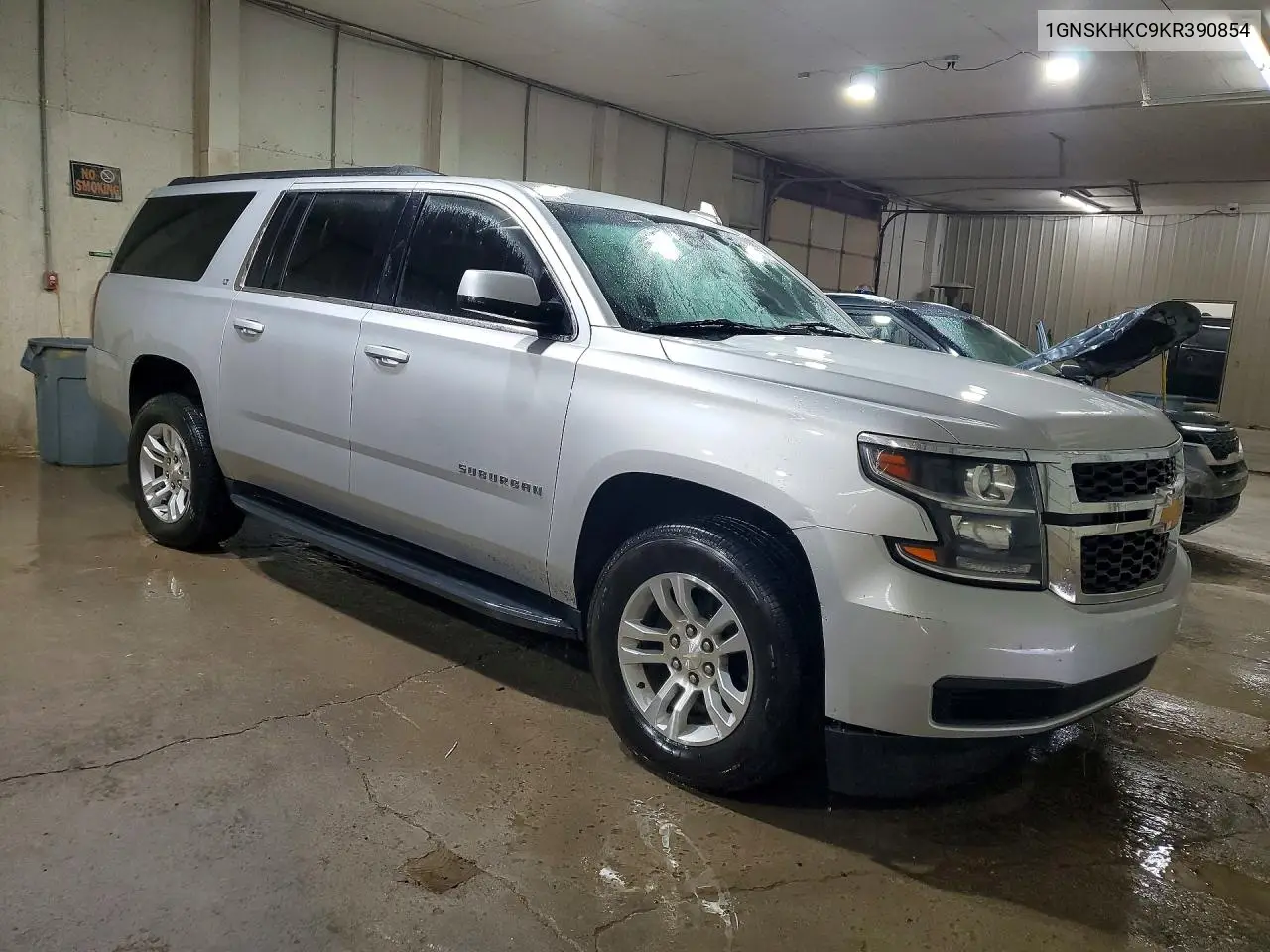 2019 Chevrolet Suburban K1500 Lt VIN: 1GNSKHKC9KR390854 Lot: 60588946