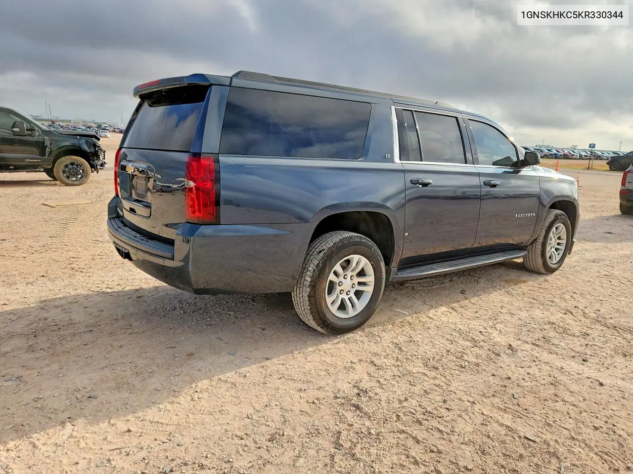 2019 Chevrolet Suburban K1500 Lt VIN: 1GNSKHKC5KR330344 Lot: 61055196