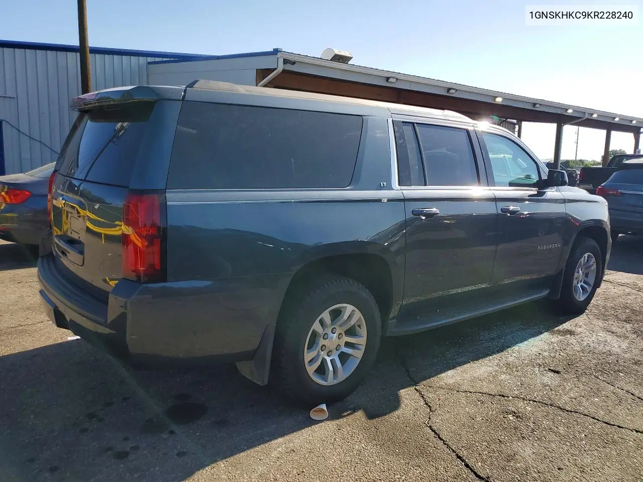 2019 Chevrolet Suburban K1500 Lt VIN: 1GNSKHKC9KR228240 Lot: 61549746
