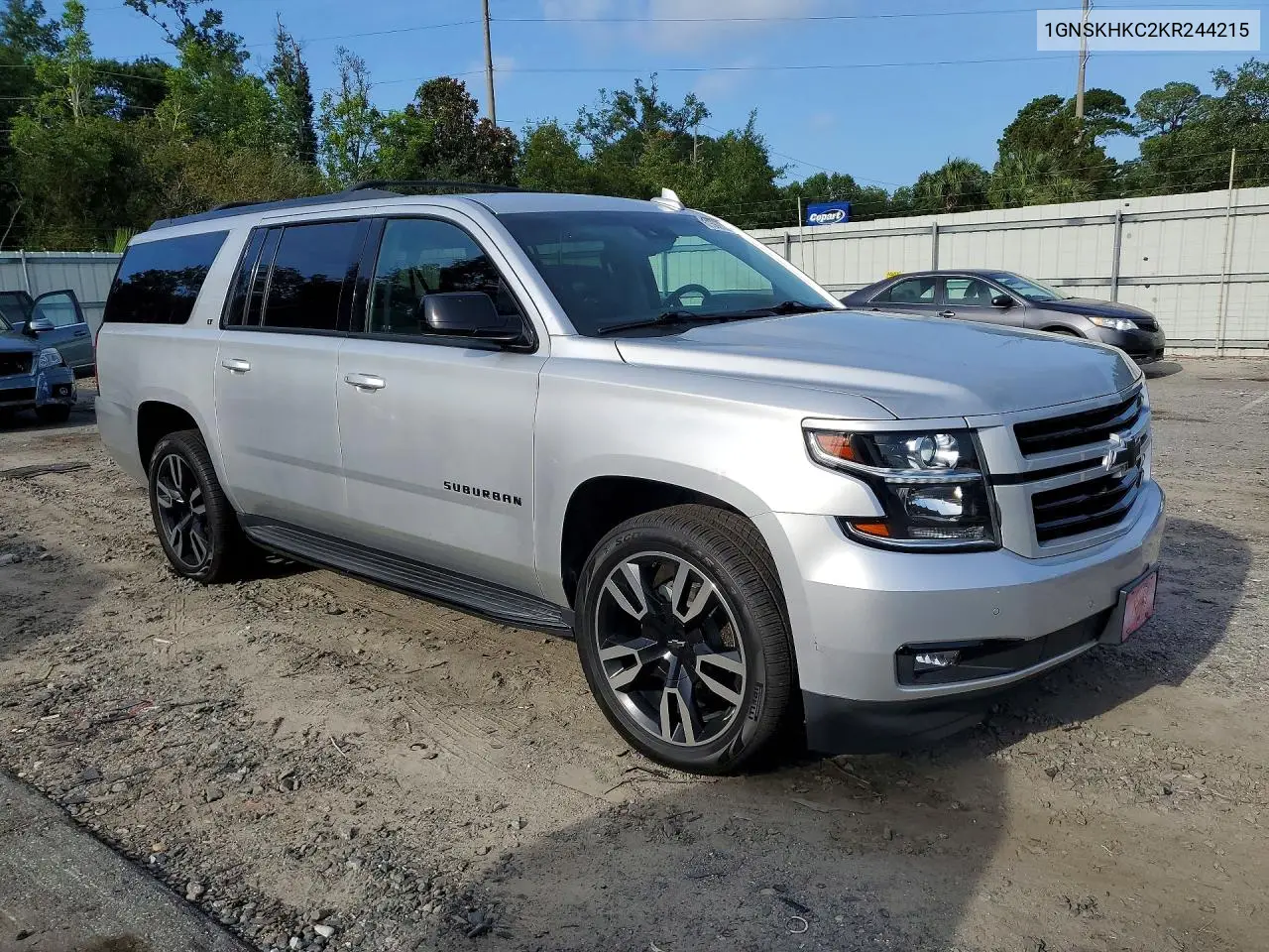 1GNSKHKC2KR244215 2019 Chevrolet Suburban K1500 Lt