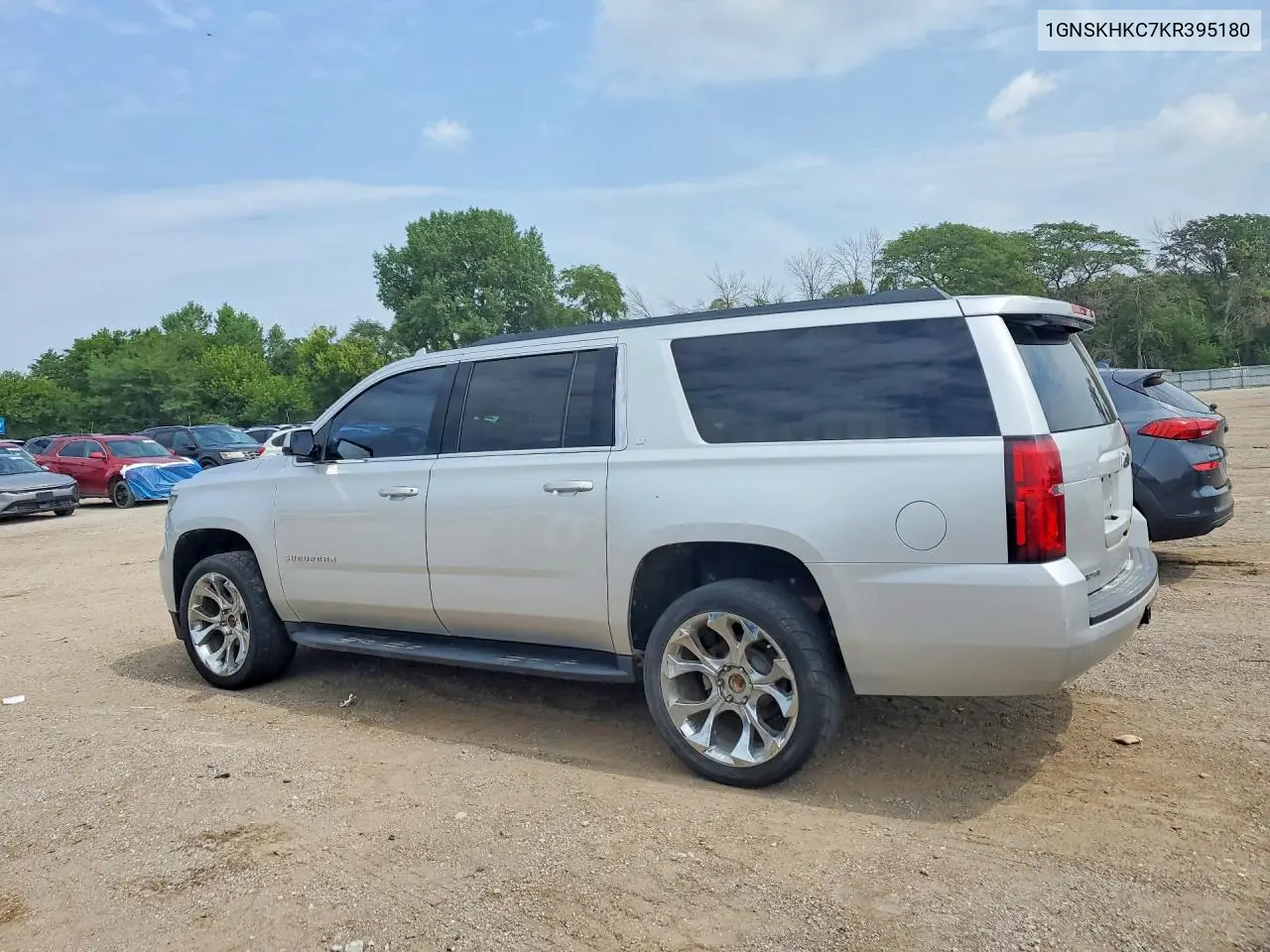2019 Chevrolet Suburban K1500 Lt VIN: 1GNSKHKC7KR395180 Lot: 62318606