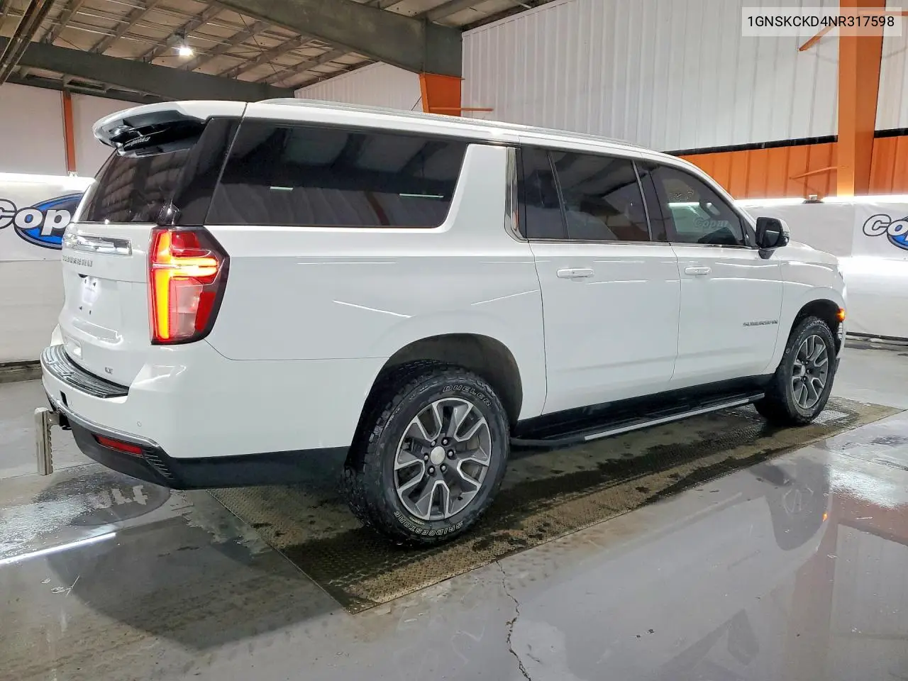 2022 Chevrolet Suburban K1500 Lt VIN: 1GNSKCKD4NR317598 Lot: 60144906