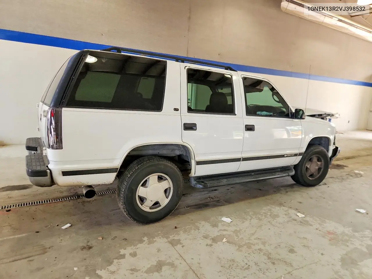 1997 Chevrolet Tahoe K1500 VIN: 1GNEK13R2VJ398532 Lot: 61555286