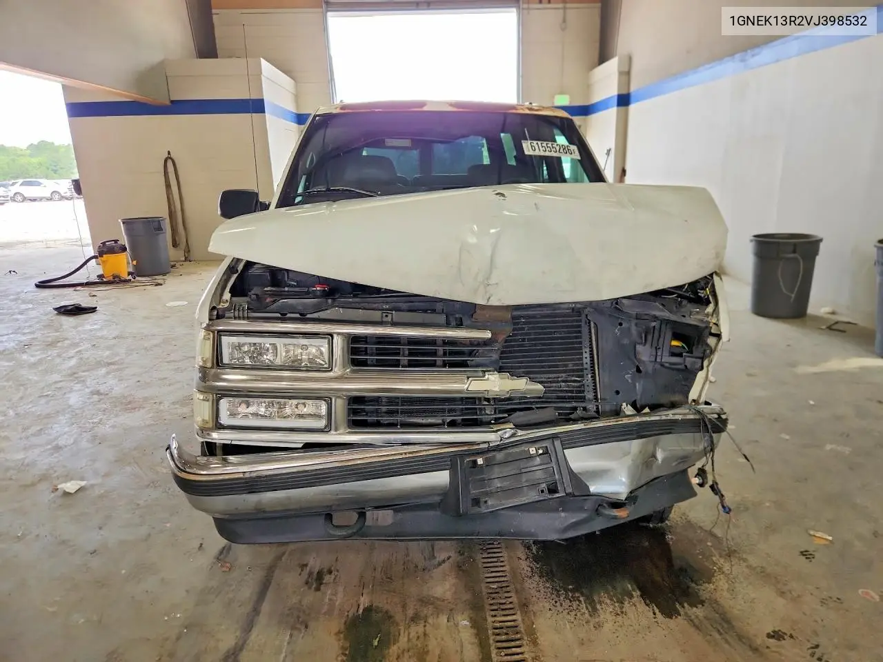 1997 Chevrolet Tahoe K1500 VIN: 1GNEK13R2VJ398532 Lot: 61555286