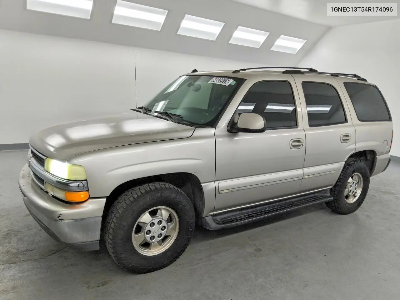 2004 Chevrolet Tahoe C1500 VIN: 1GNEC13T54R174096 Lot: 54922916