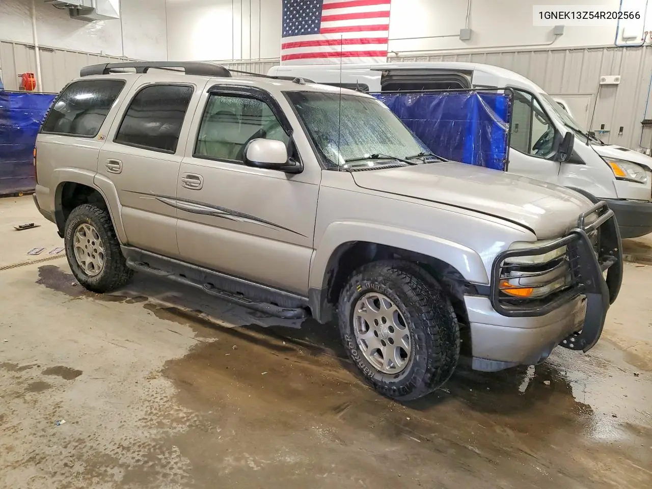 2004 Chevrolet Tahoe K1500 VIN: 1GNEK13Z54R202566 Lot: 61679326