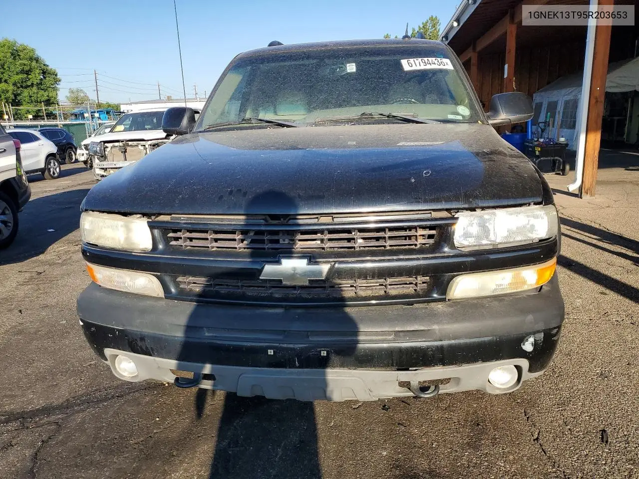 2005 Chevrolet Tahoe K1500 VIN: 1GNEK13T95R203653 Lot: 61794436