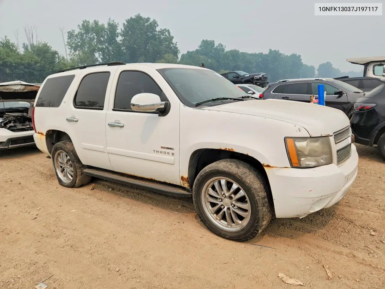 2007 Chevrolet Tahoe K1500 VIN: 1GNFK13037J197117 Lot: 61017076