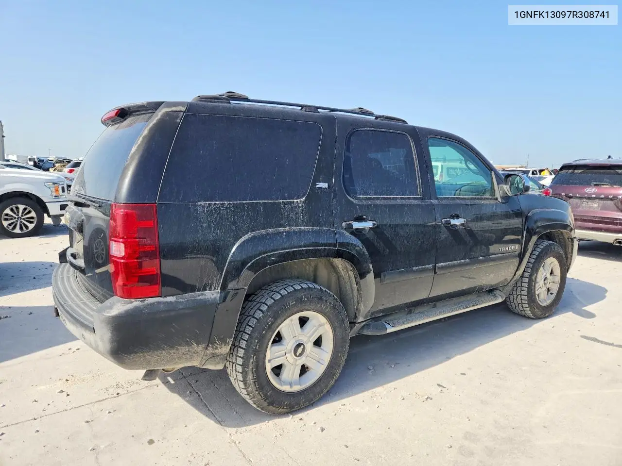 2007 Chevrolet Tahoe K1500 VIN: 1GNFK13097R308741 Lot: 61221656