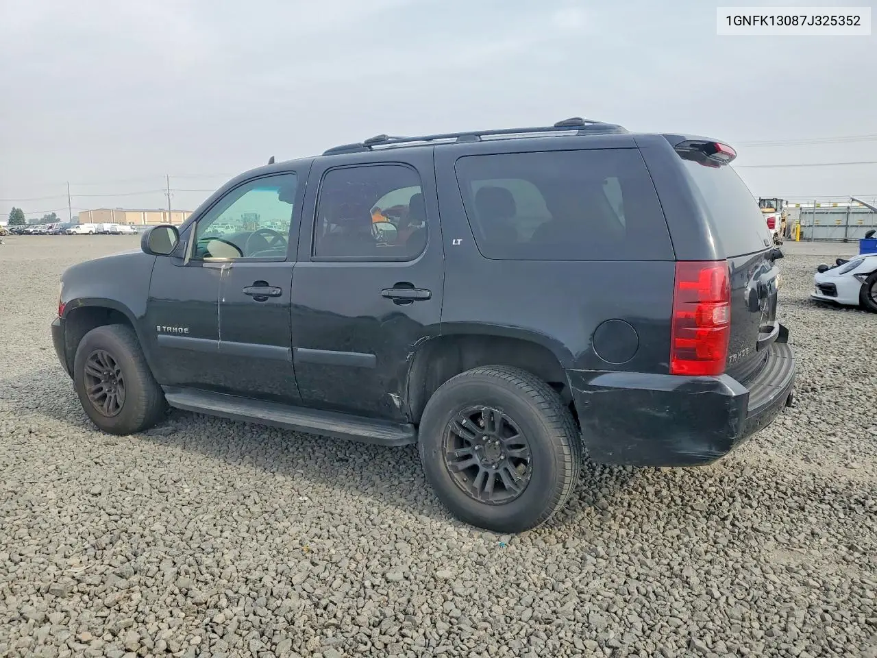 2007 Chevrolet Tahoe K1500 VIN: 1GNFK13087J325352 Lot: 61612116