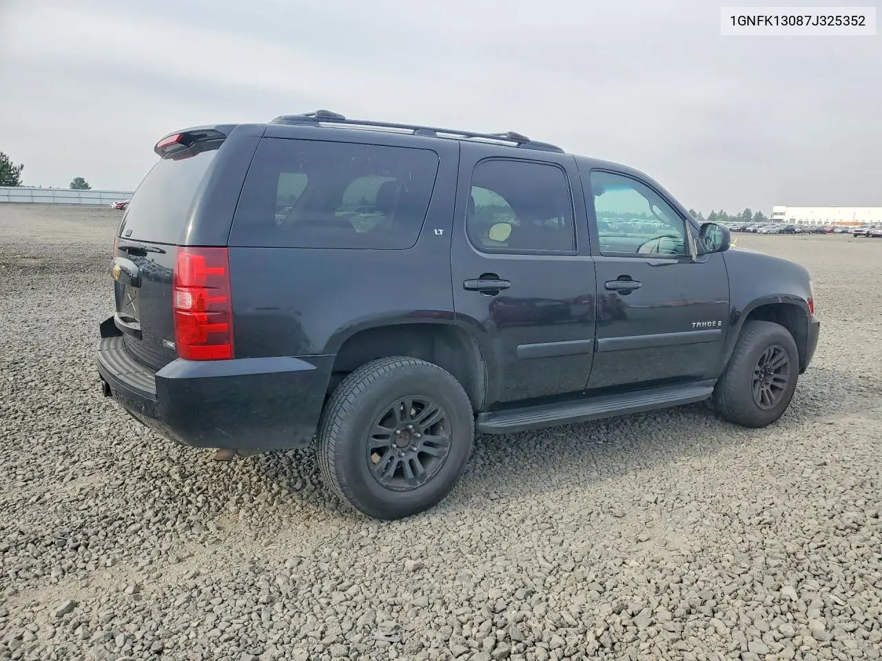 2007 Chevrolet Tahoe K1500 VIN: 1GNFK13087J325352 Lot: 61612116