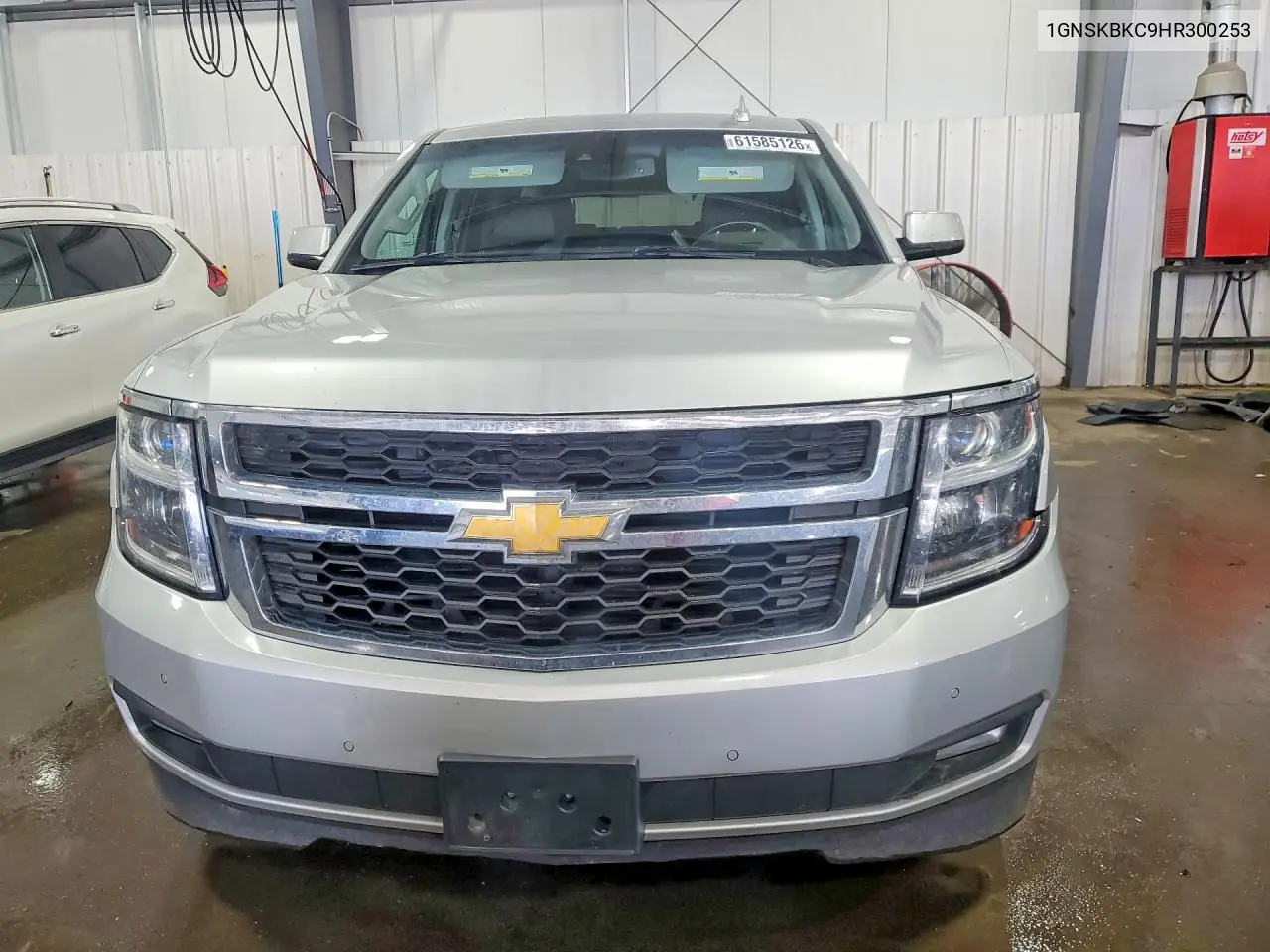 2017 Chevrolet Tahoe K1500 Lt VIN: 1GNSKBKC9HR300253 Lot: 61585126