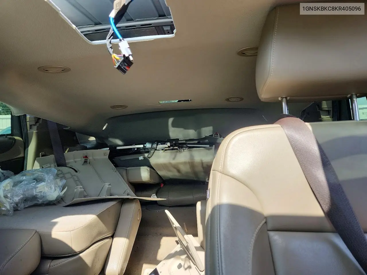 2019 Chevrolet Tahoe VIN: 1GNSKBKC8KR405096 Lot: 61146386