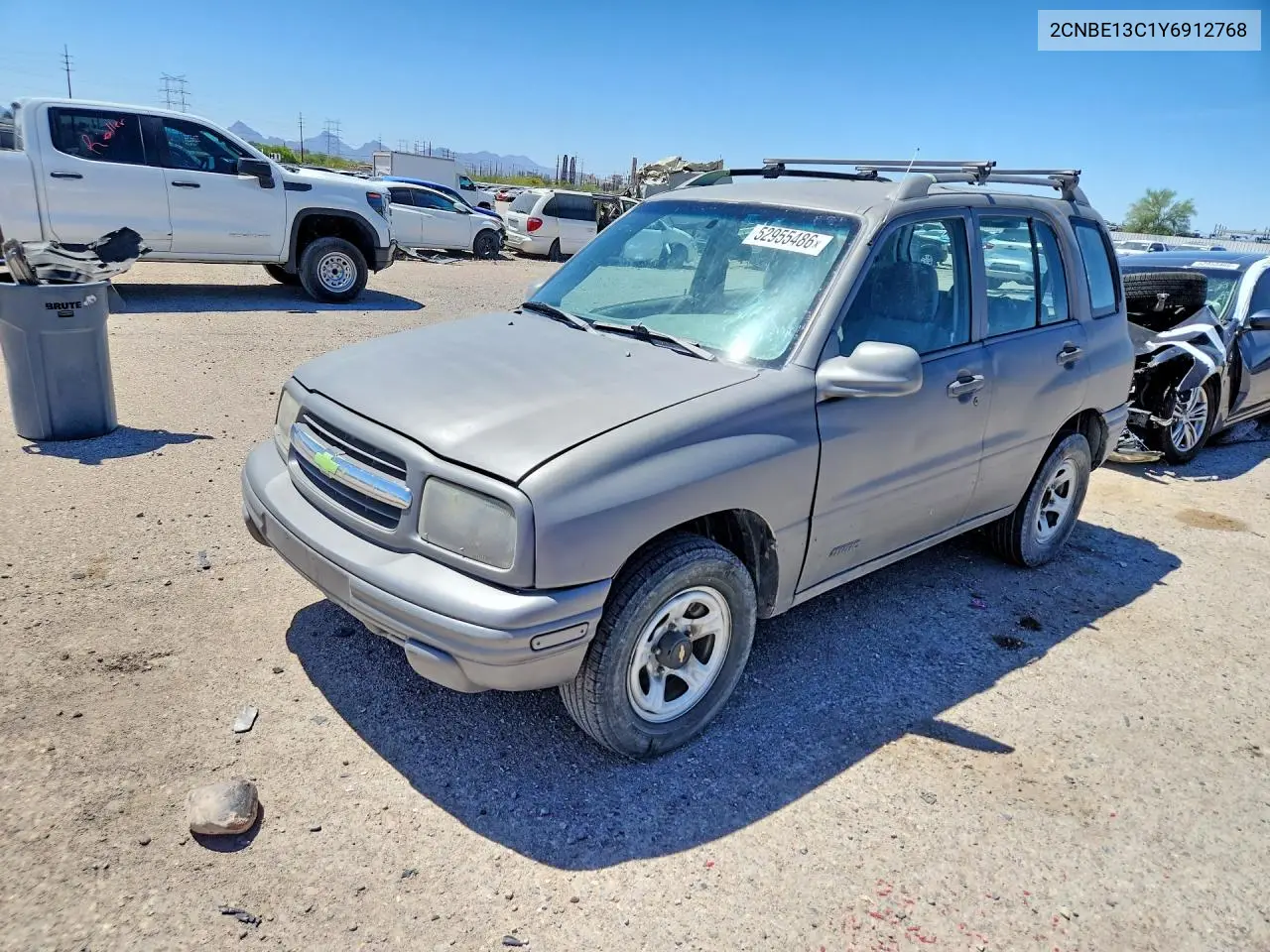 2000 Chevrolet Tracker VIN: 2CNBE13C1Y6912768 Lot: 52955486