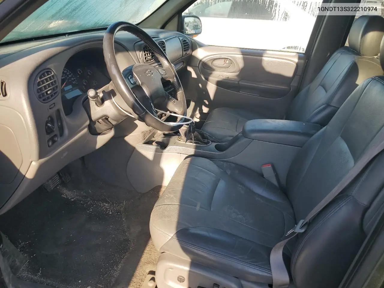 1GNDT13S322210974 2002 Chevrolet Trailblazer