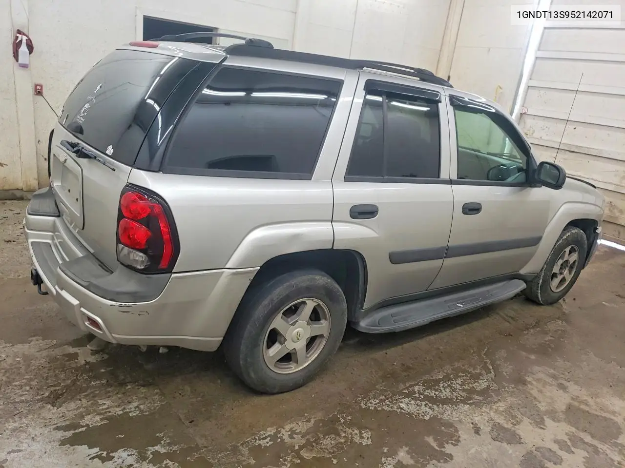 2005 Chevrolet Trailblazer Ls VIN: 1GNDT13S952142071 Lot: 60304836