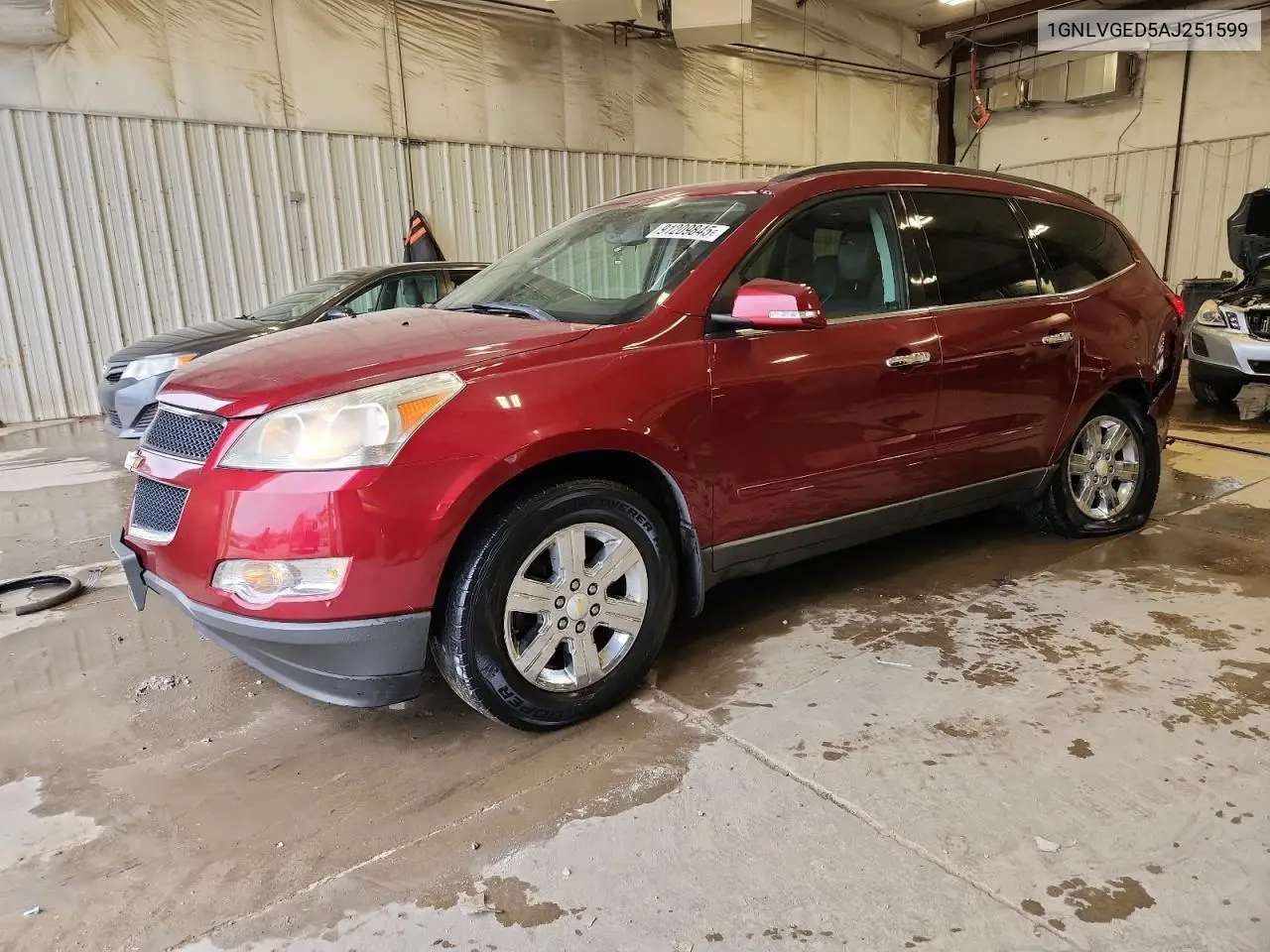 1GNLVGED5AJ251599 2010 Chevrolet Traverse Lt