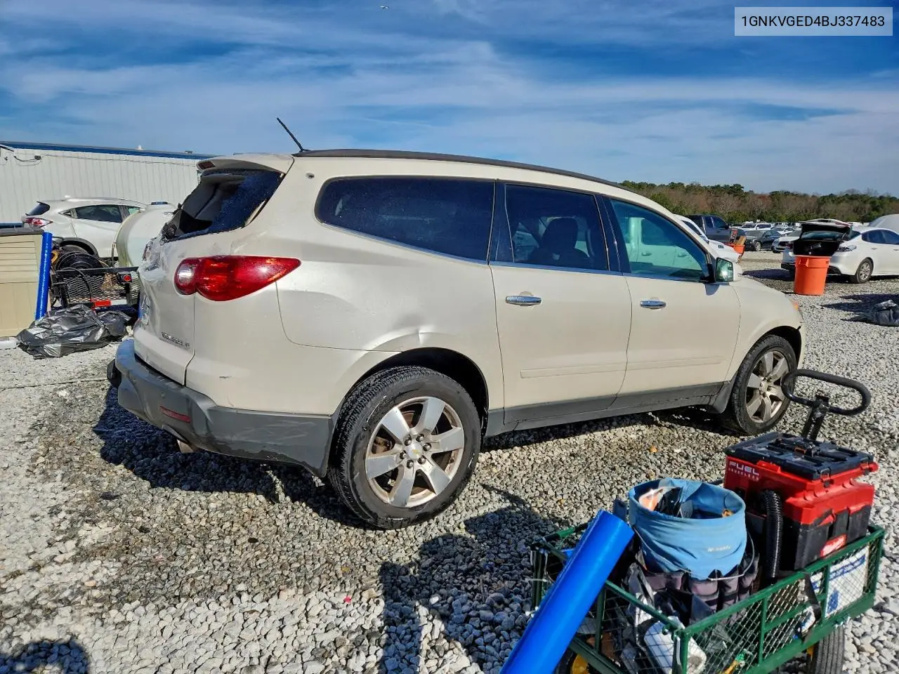 1GNKVGED4BJ337483 2011 Chevrolet Traverse Lt