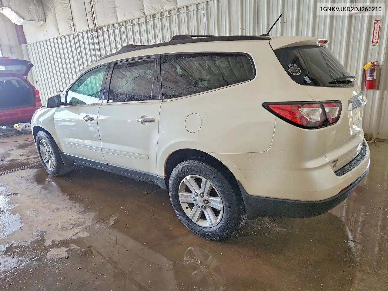 2013 Chevrolet Traverse Lt VIN: 1GNKVJKD2DJ266210 Lot: 61546456