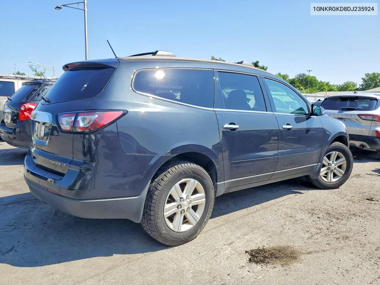 2013 Chevrolet Traverse Lt VIN: 1GNKRGKD8DJ235924 Lot: 61847076