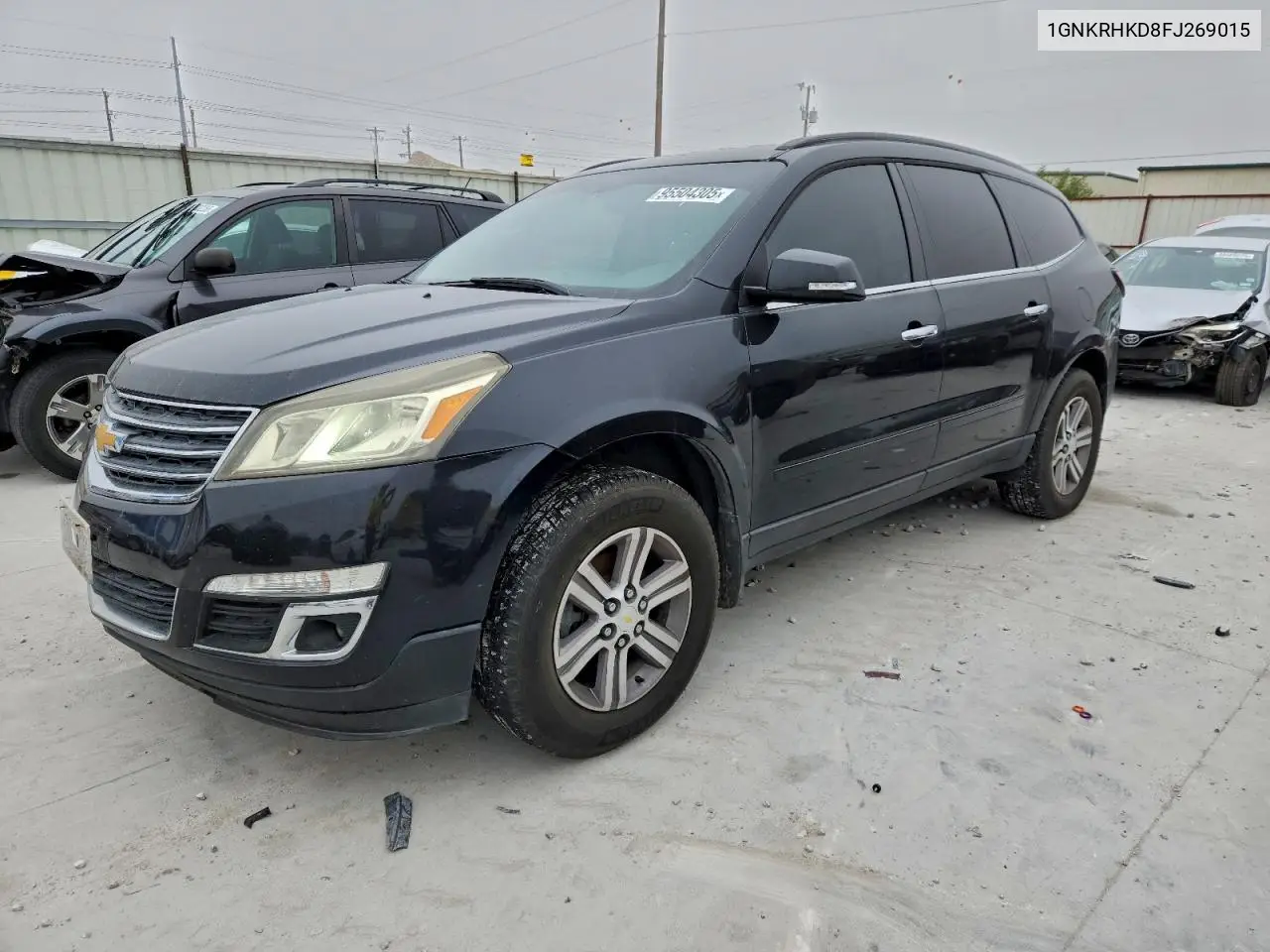 1GNKRHKD8FJ269015 2015 Chevrolet Traverse Lt