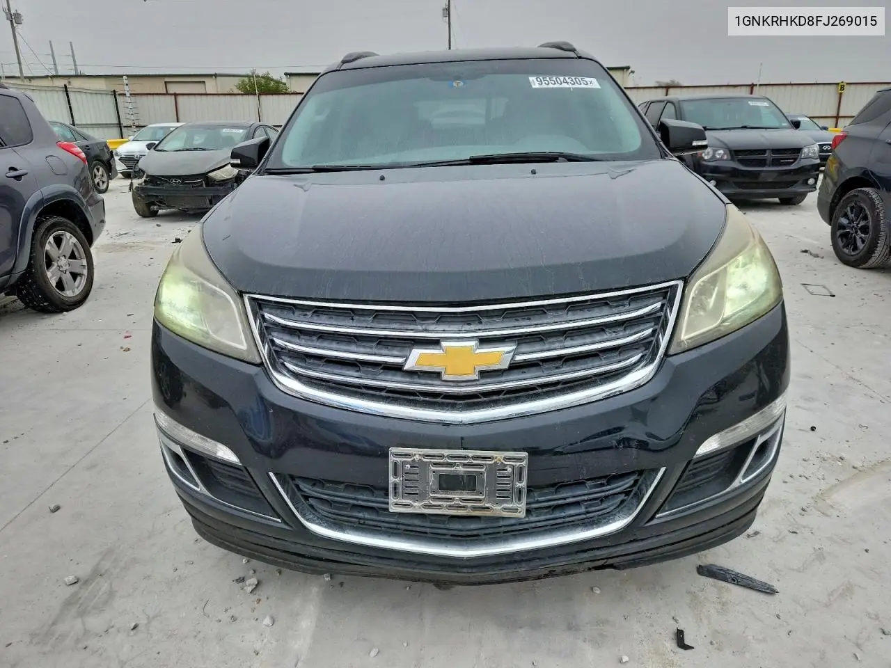 1GNKRHKD8FJ269015 2015 Chevrolet Traverse Lt
