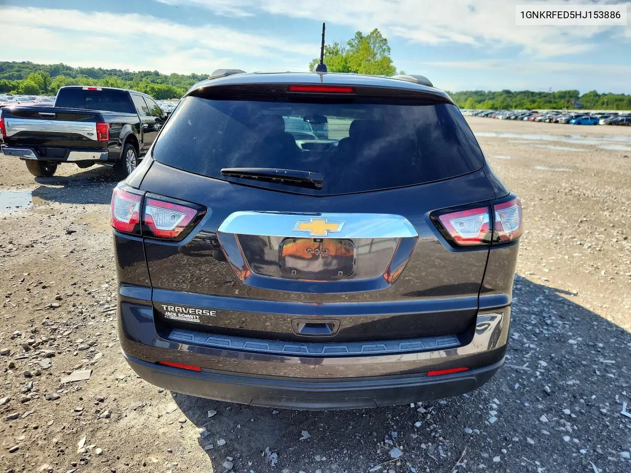 2017 Chevrolet Traverse Ls VIN: 1GNKRFED5HJ153886 Lot: 57735186