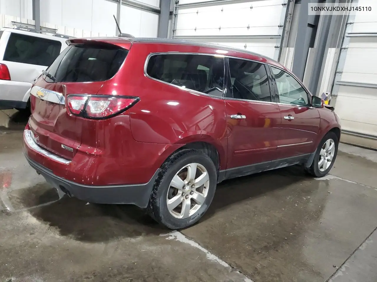 1GNKVJKDXHJ145110 2017 Chevrolet Traverse Premier
