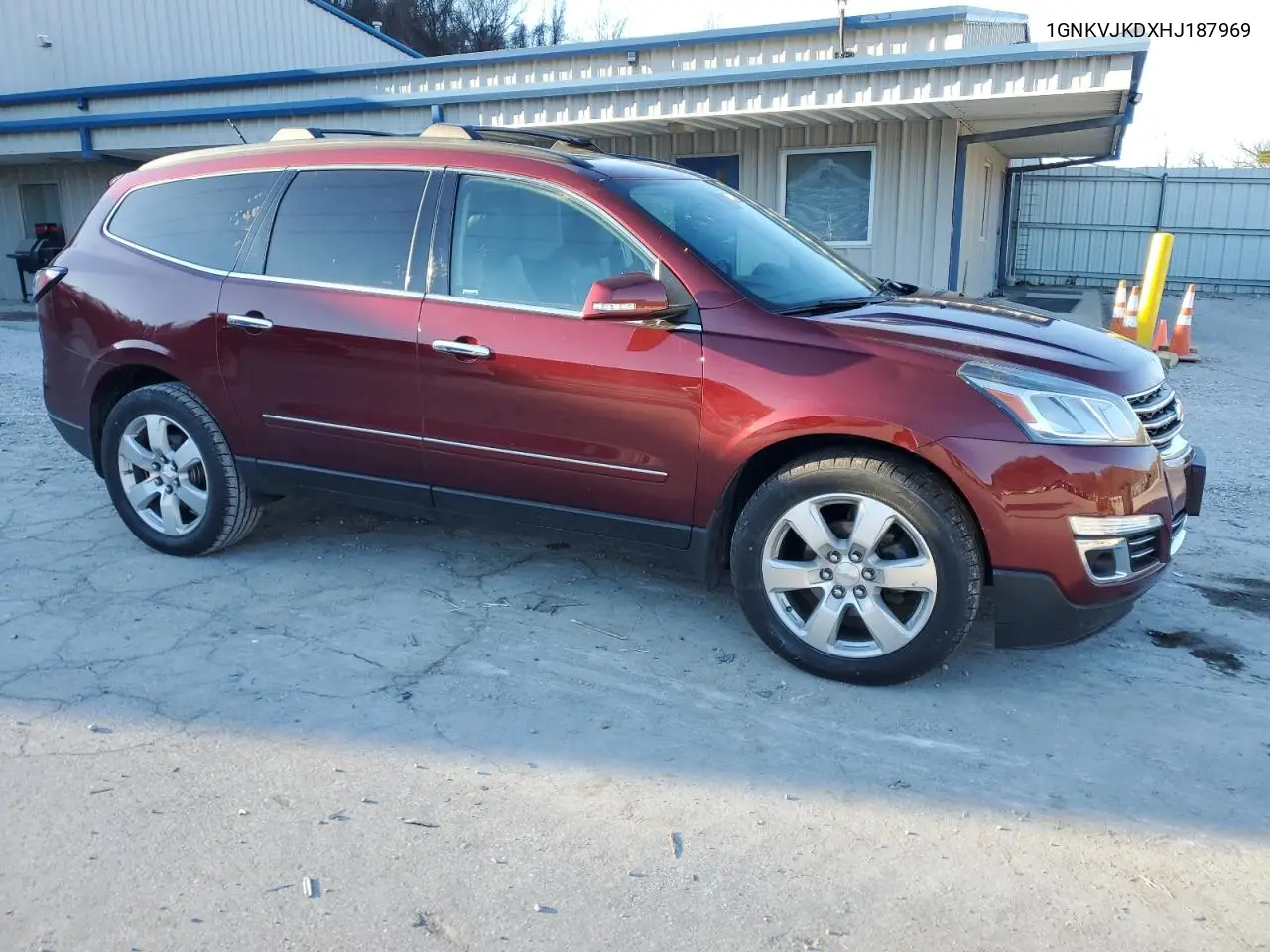 1GNKVJKDXHJ187969 2017 Chevrolet Traverse Premier