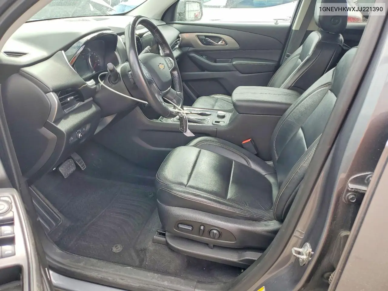 2018 Chevrolet Traverse Lt VIN: 1GNEVHKWXJJ221390 Lot: 62324836