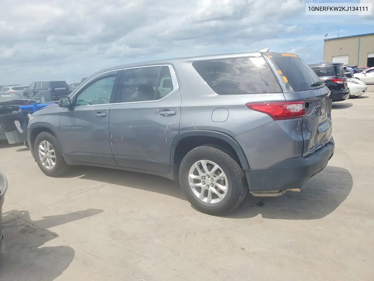 2019 Chevrolet Traverse Ls VIN: 1GNERFKW2KJ134111 Lot: 56577916