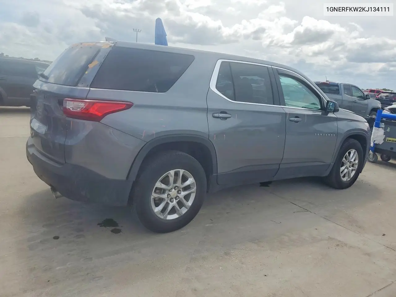 2019 Chevrolet Traverse Ls VIN: 1GNERFKW2KJ134111 Lot: 56577916