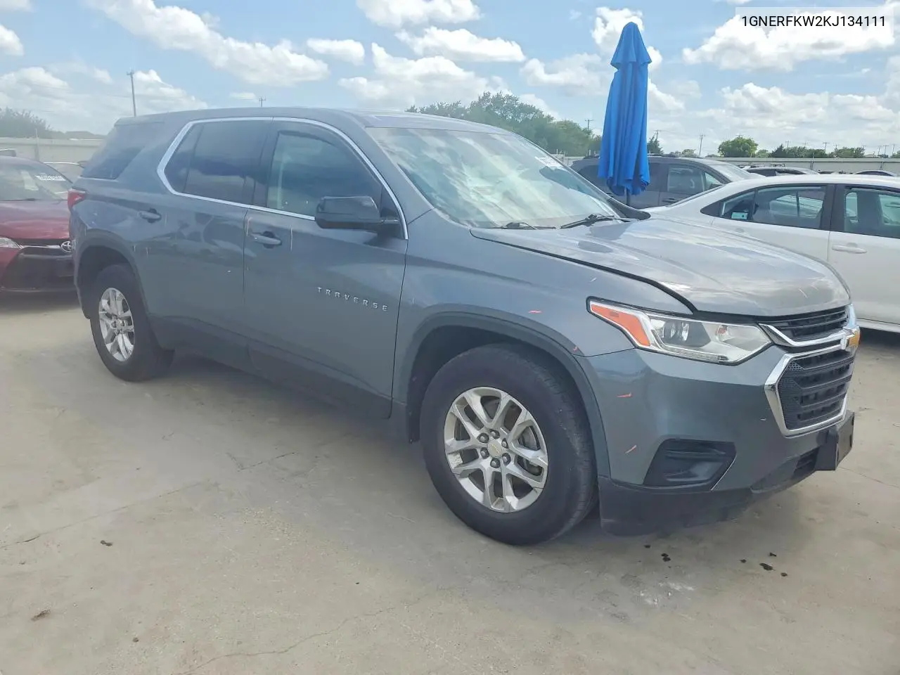 2019 Chevrolet Traverse Ls VIN: 1GNERFKW2KJ134111 Lot: 56577916