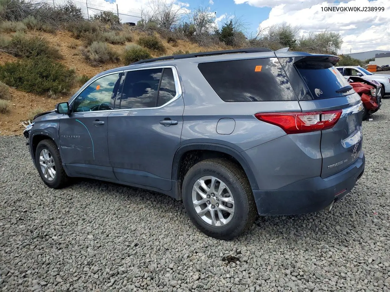 1GNEVGKW0KJ238999 2019 Chevrolet Traverse Lt