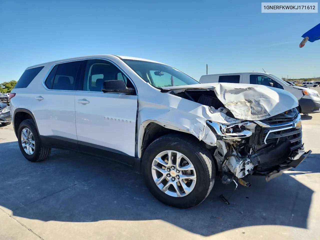 1GNERFKW0KJ171612 2019 Chevrolet Traverse Ls