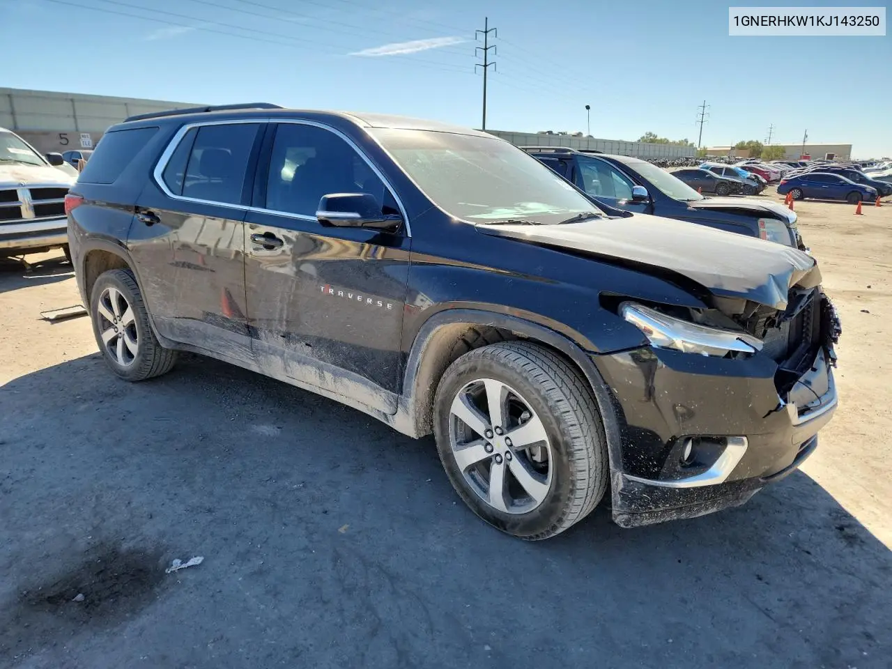 1GNERHKW1KJ143250 2019 Chevrolet Traverse Lt