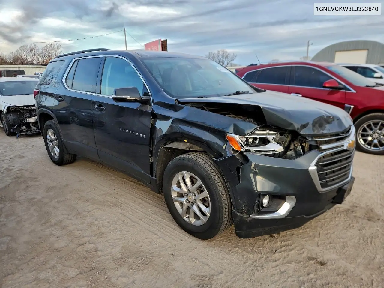 1GNEVGKW3LJ323840 2020 Chevrolet Traverse Lt