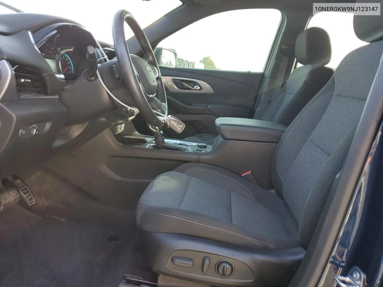 1GNERGKW9NJ123147 2022 Chevrolet Traverse Lt