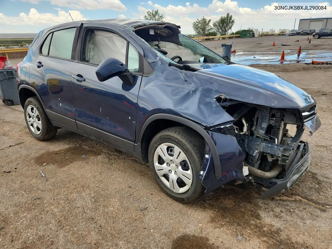 2018 Chevrolet Trax Ls VIN: 3GNCJKSBXJL290084 Lot: 61740556