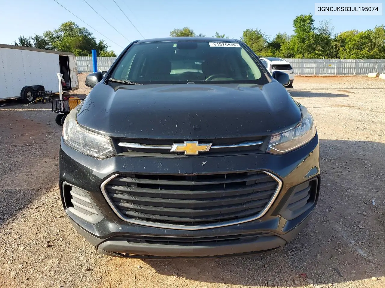2018 Chevrolet Trax Ls VIN: 3GNCJKSB3JL195074 Lot: 61870446