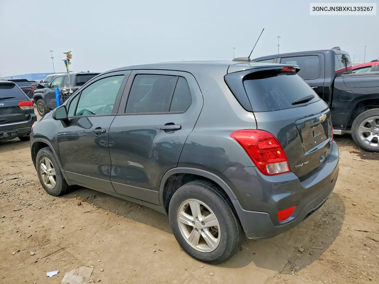 2019 Chevrolet Trax Ls VIN: 3GNCJNSBXKL335267 Lot: 61520976
