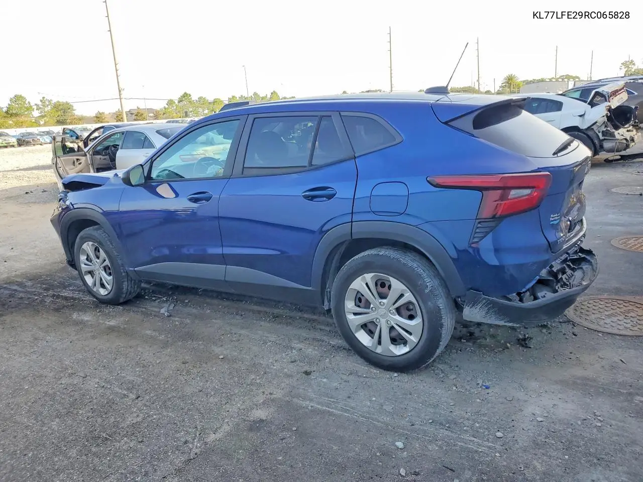 2024 Chevrolet Trax Ls VIN: KL77LFE29RC065828 Lot: 60195396