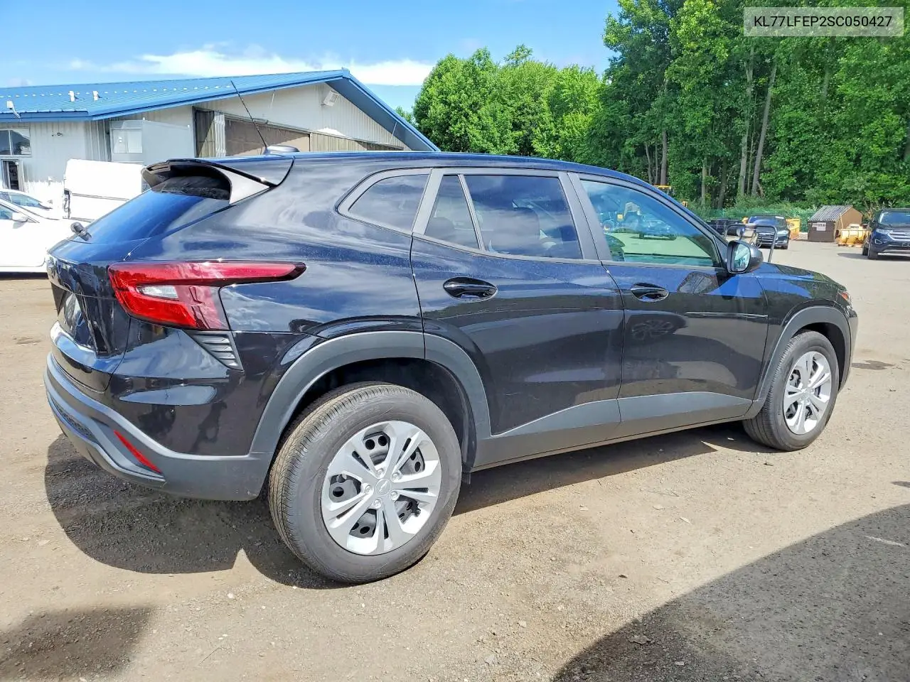 2025 Chevrolet Trax Ls VIN: KL77LFEP2SC050427 Lot: 57819586