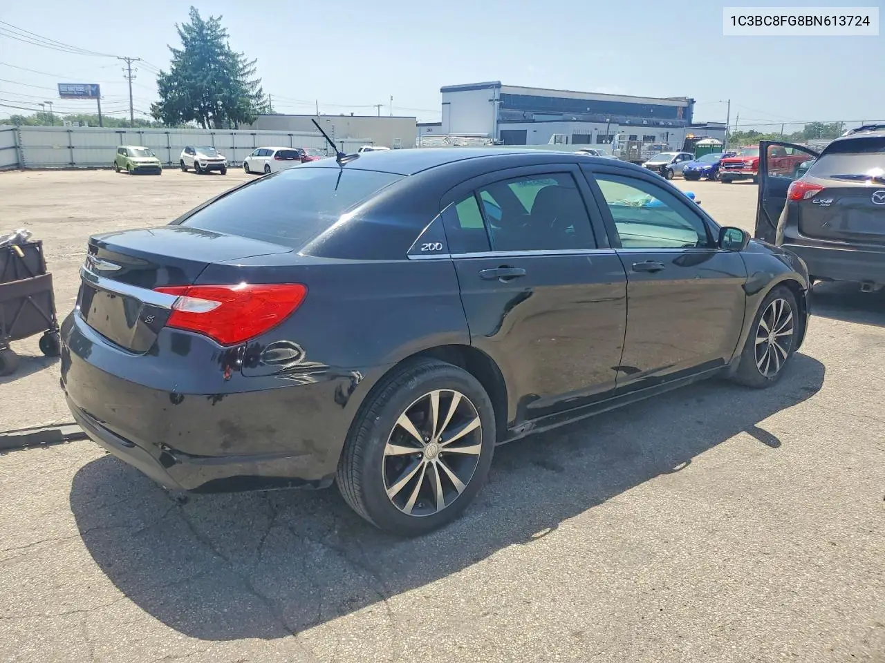 2011 Chrysler 200 S VIN: 1C3BC8FG8BN613724 Lot: 58985136