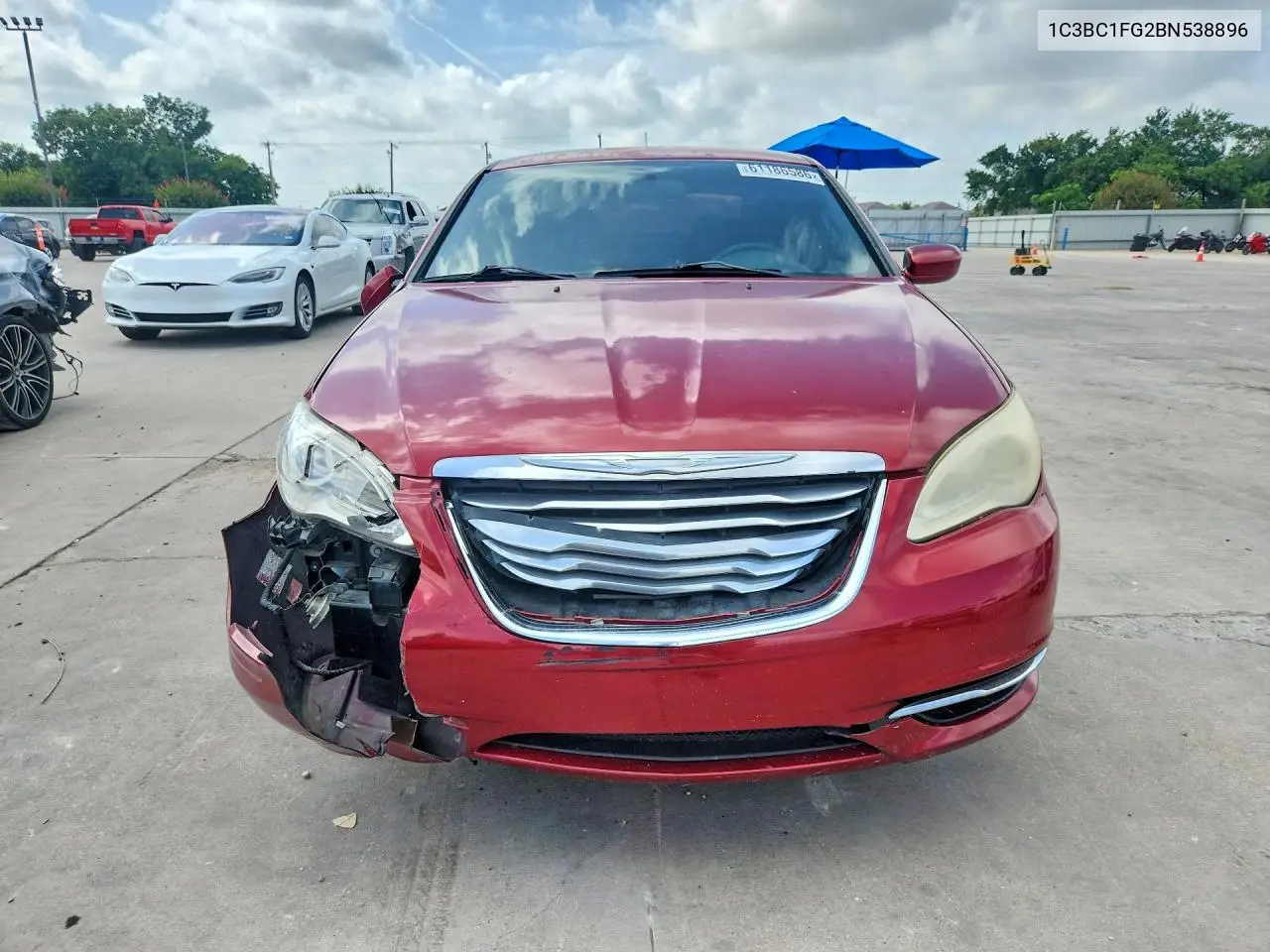 2011 Chrysler 200 Touring VIN: 1C3BC1FG2BN538896 Lot: 61186586